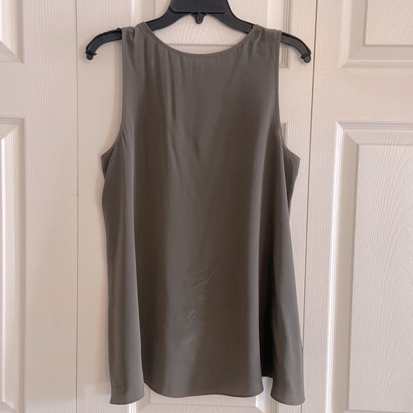 BcbgMaxazria Mura Olive Green Silk Sleeveless Blouse M - Picture 4 of 6